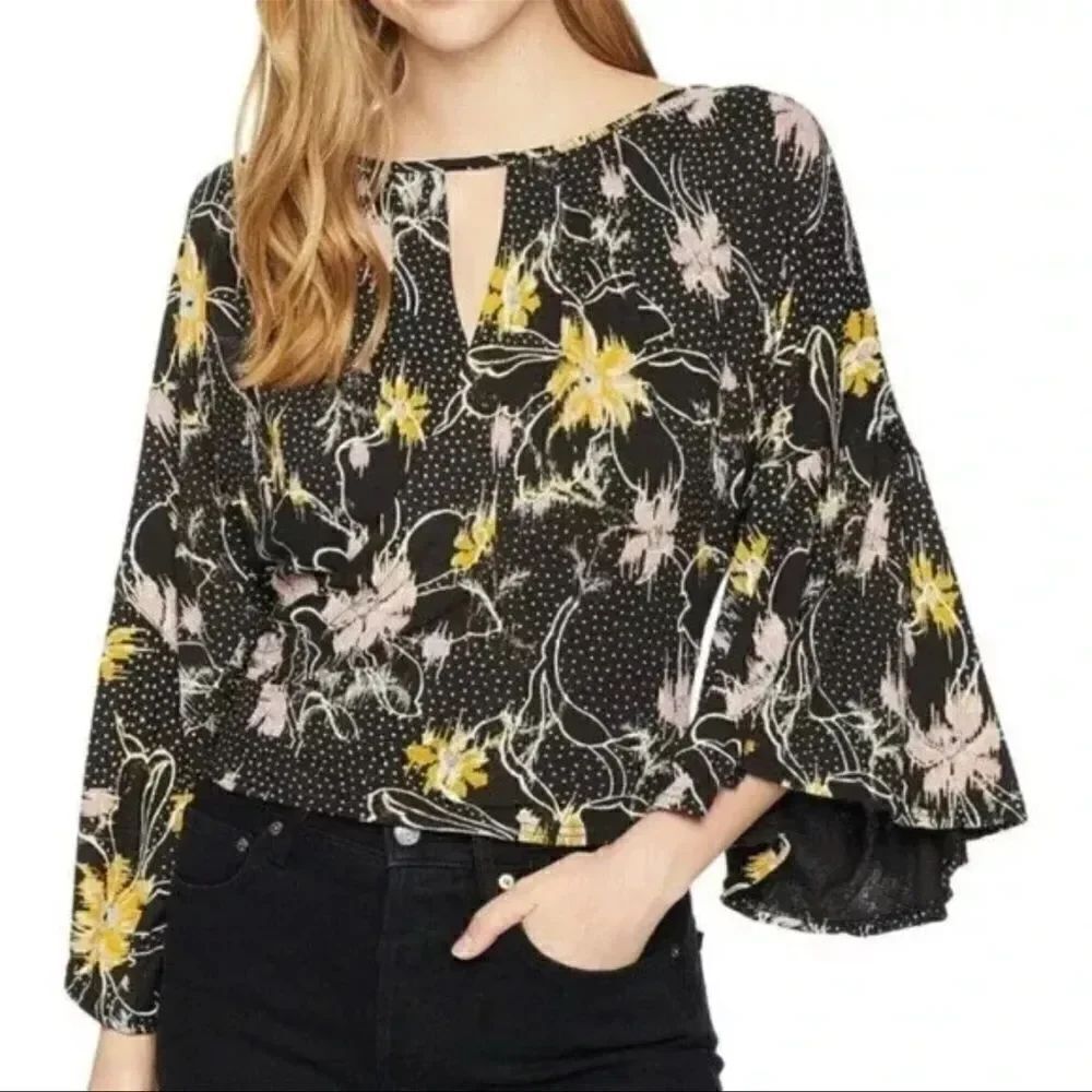 FREE PEOPLE Last Time Floral Bell Sleeve Top Black Women’s Size Medium